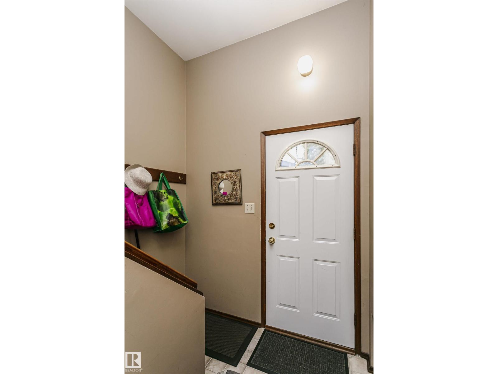 14231 80 ST NW - 43