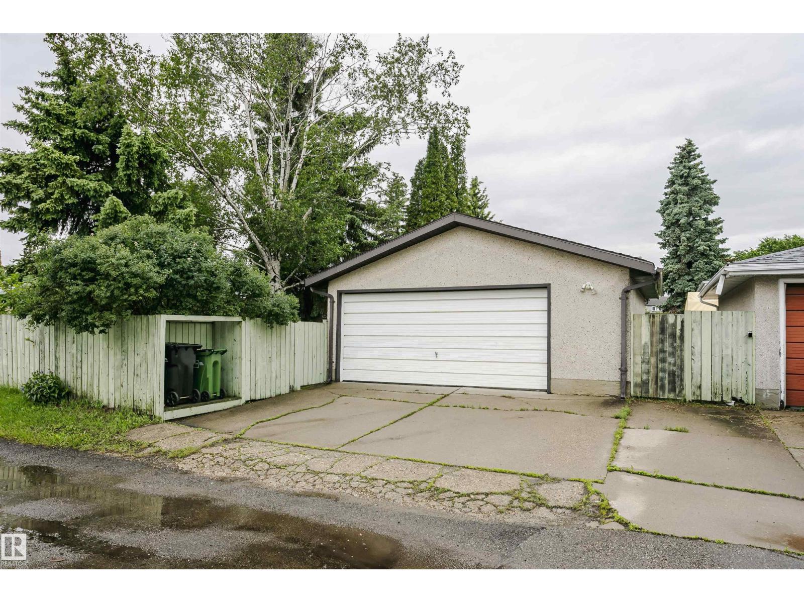 14231 80 ST NW - 50