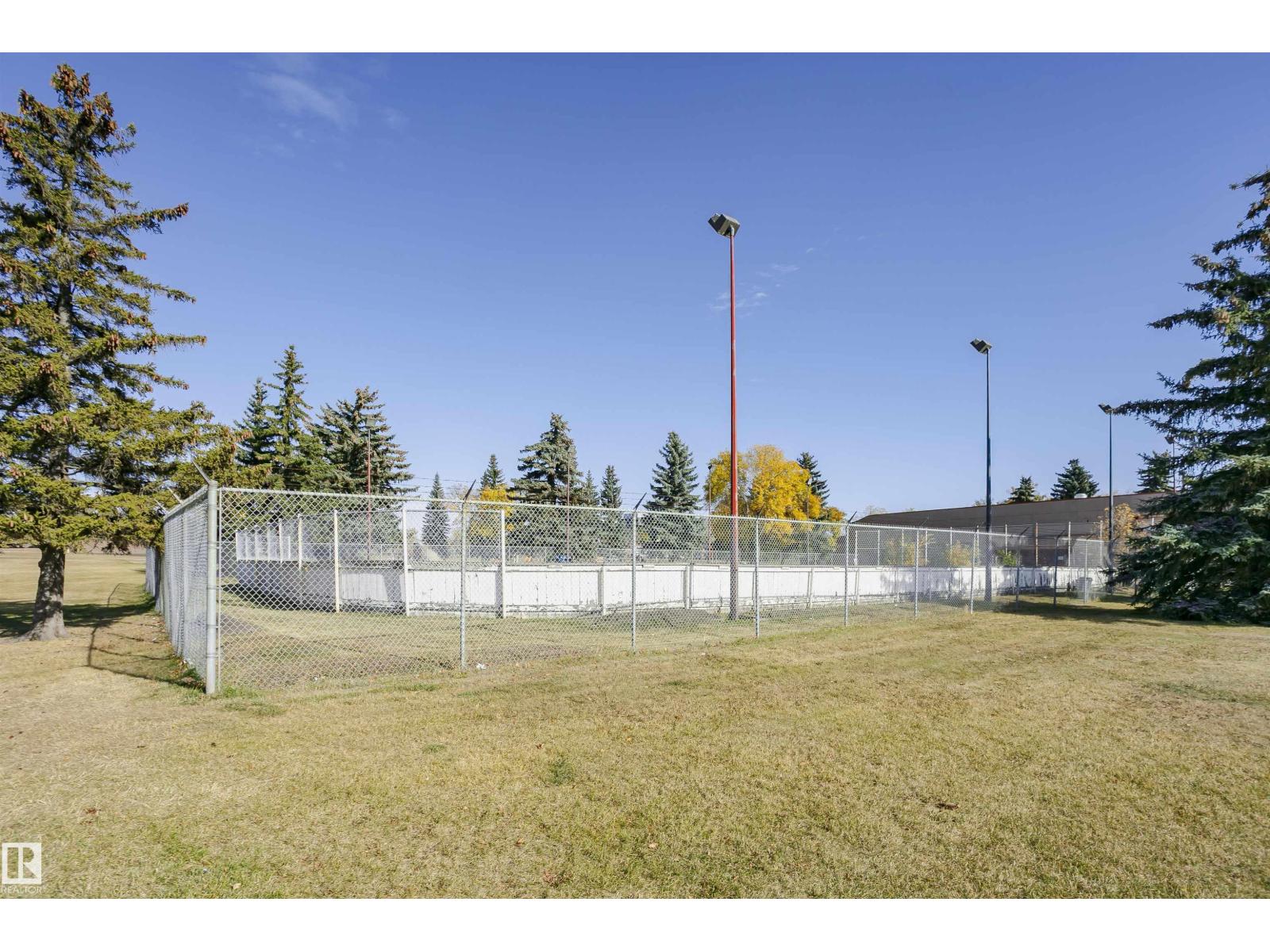 14231 80 ST NW - 62