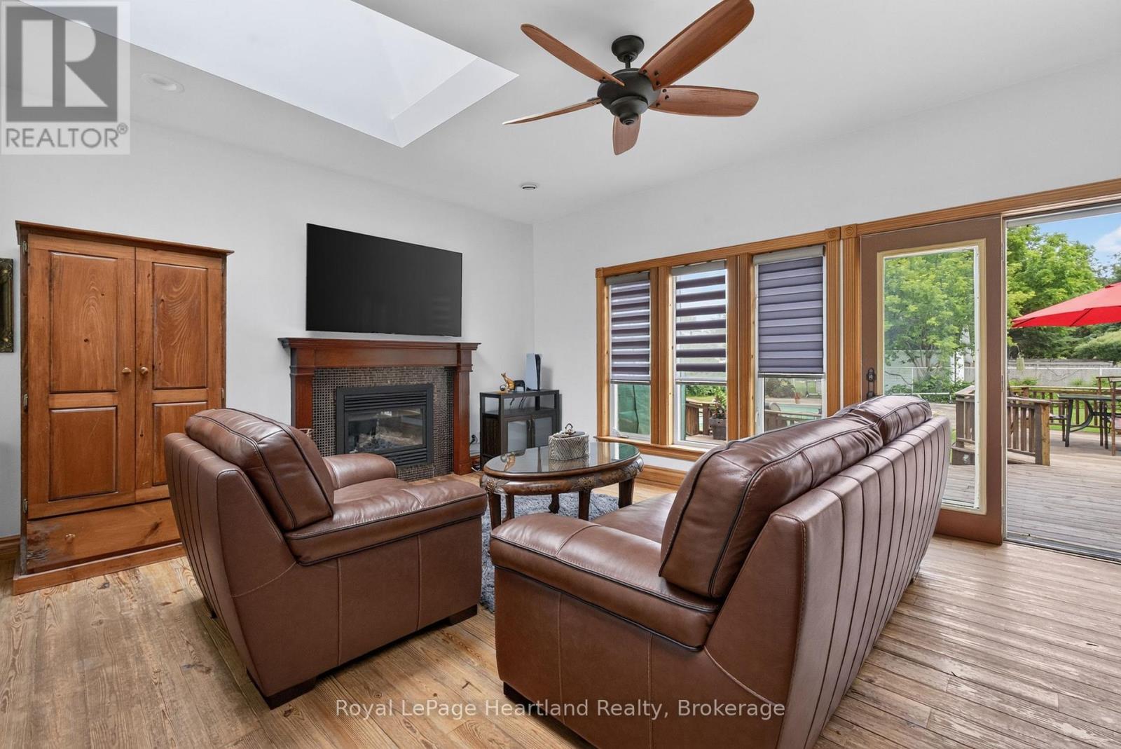 638 HAVELOCK STREET - 14
