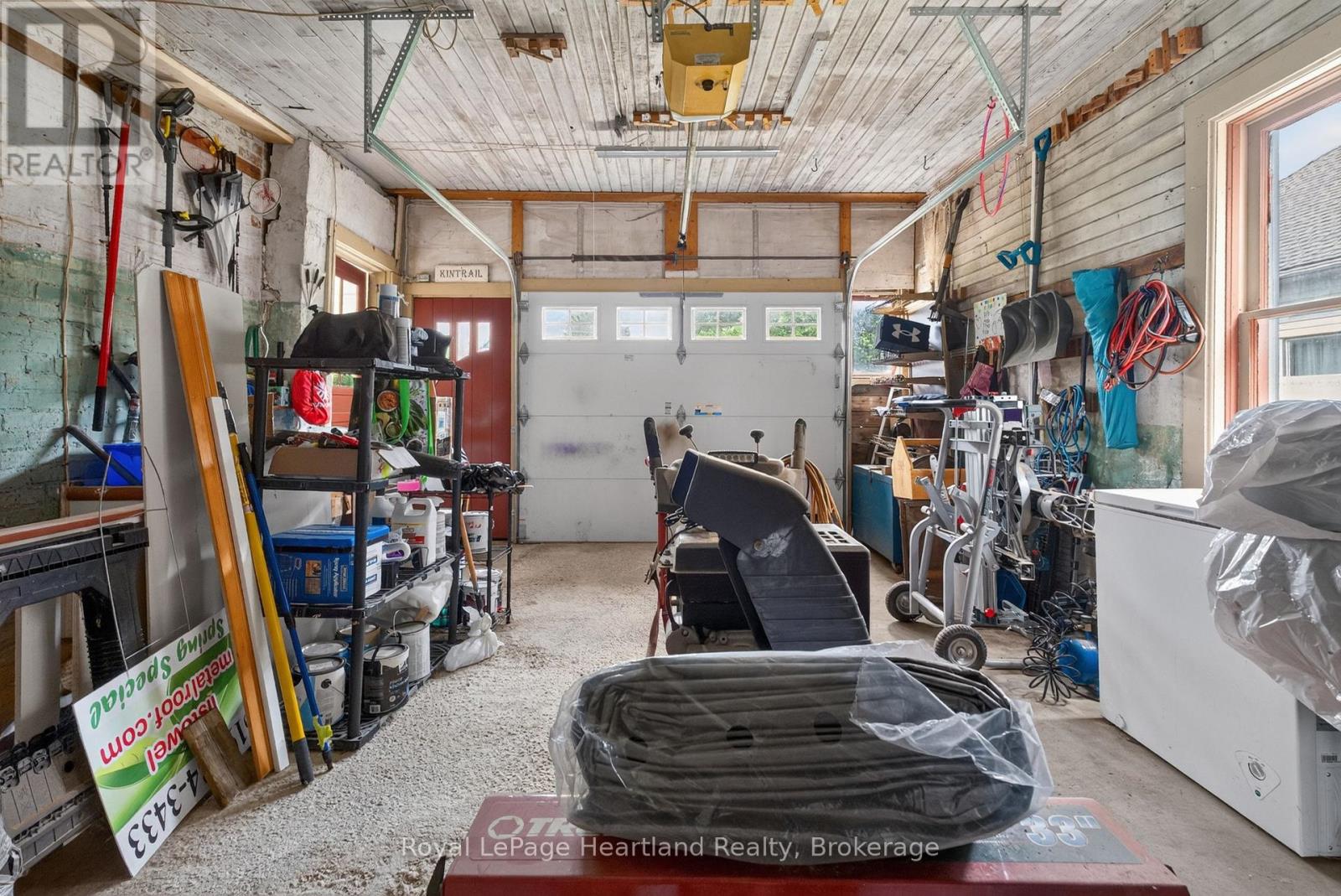 638 HAVELOCK STREET - 33