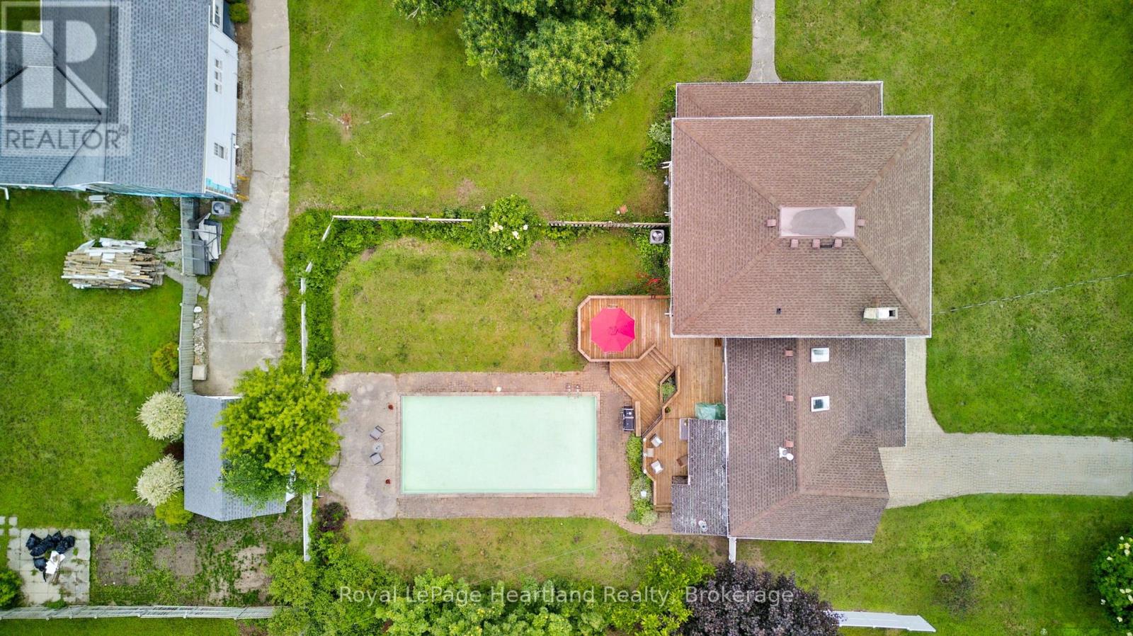 638 HAVELOCK STREET - 35