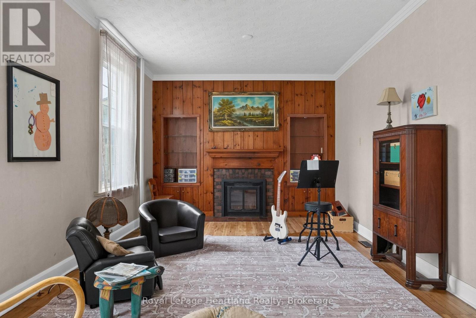 638 HAVELOCK STREET - 4