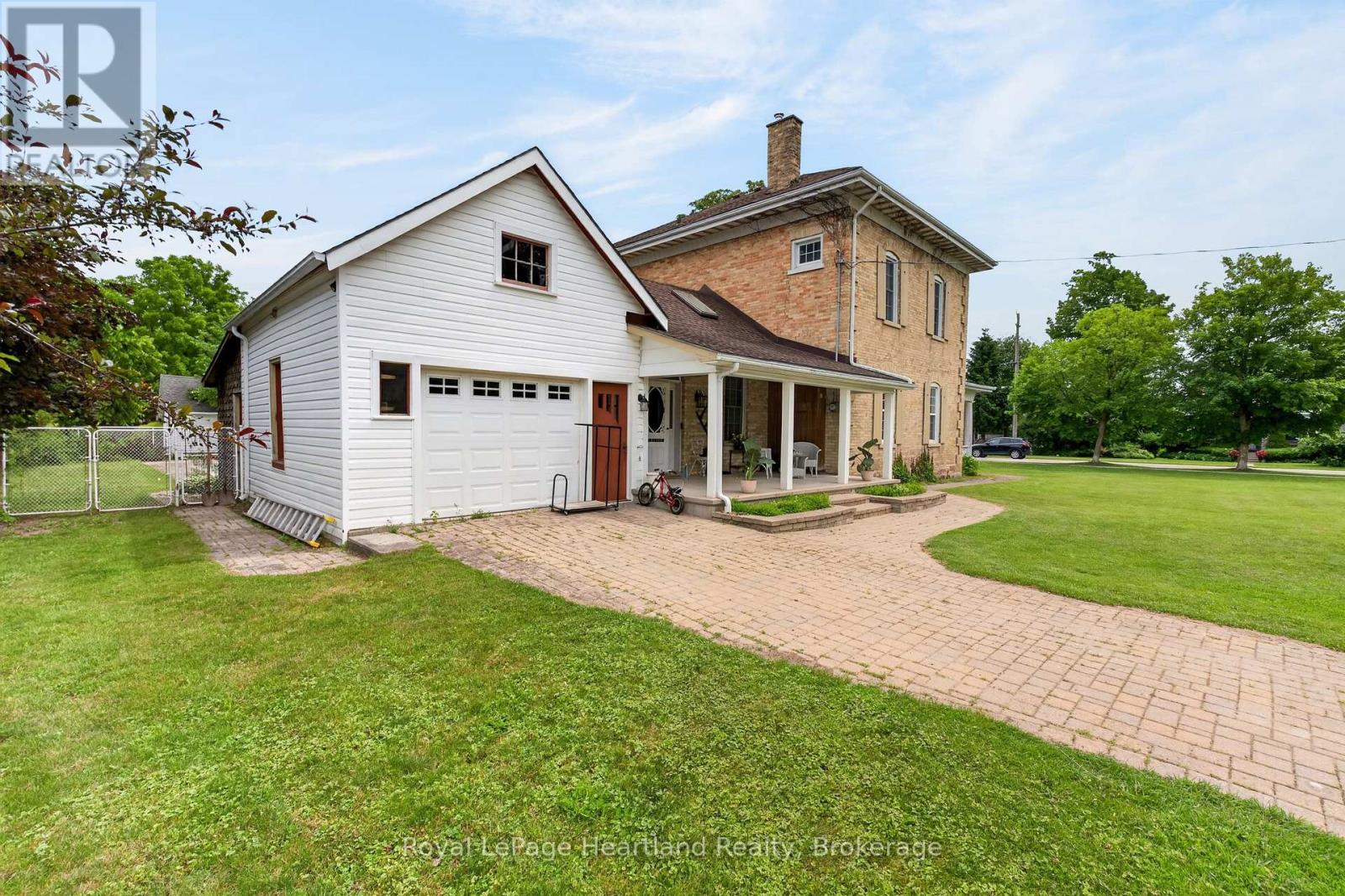 638 HAVELOCK STREET - 6