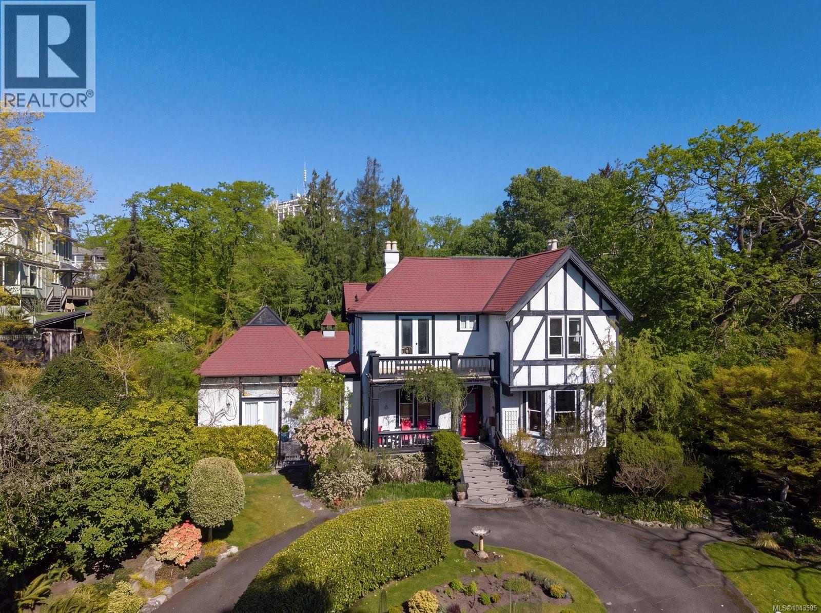 1648 Rockland Ave - 1