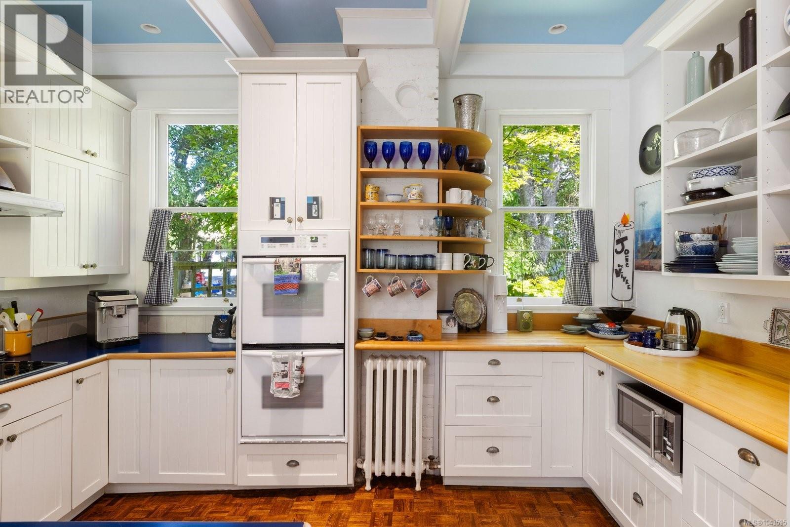 1648 Rockland Ave - 12