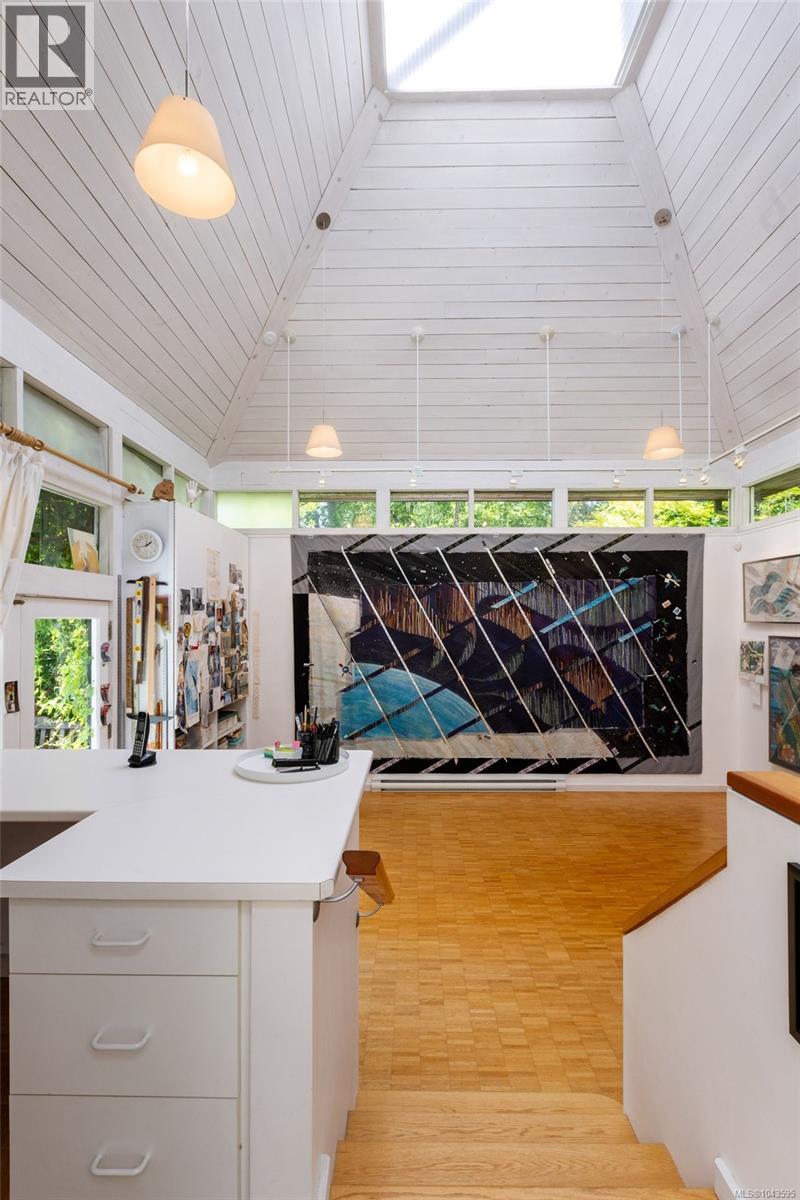 1648 Rockland Ave - 19