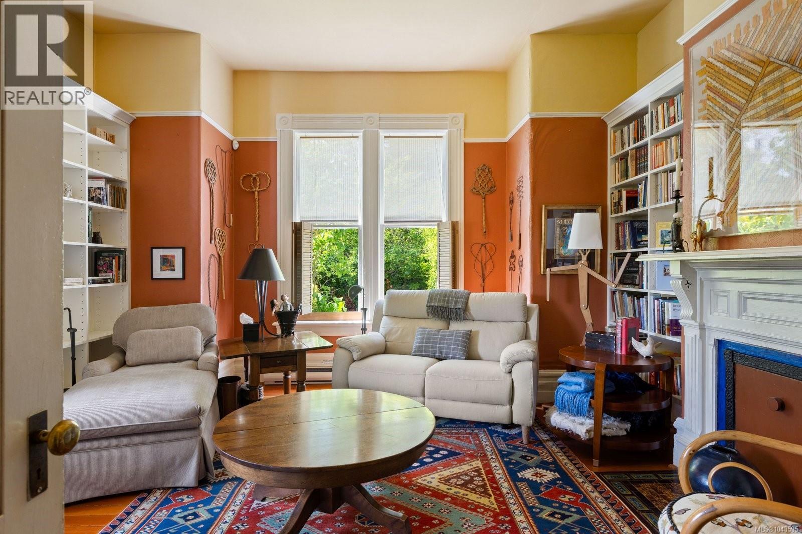 1648 Rockland Ave - 3