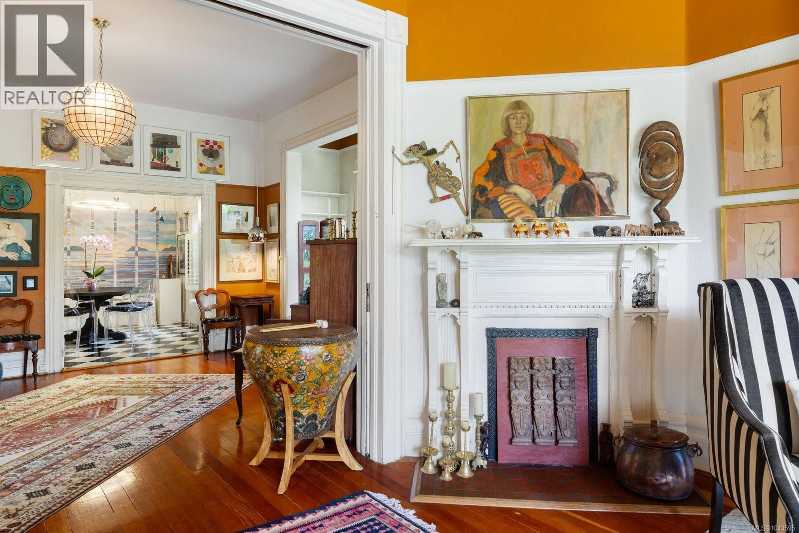 1648 Rockland Ave - 4