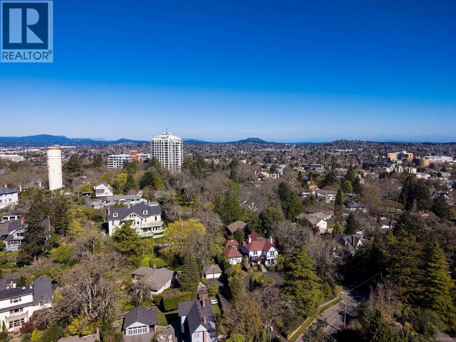 1648 Rockland Ave - 47