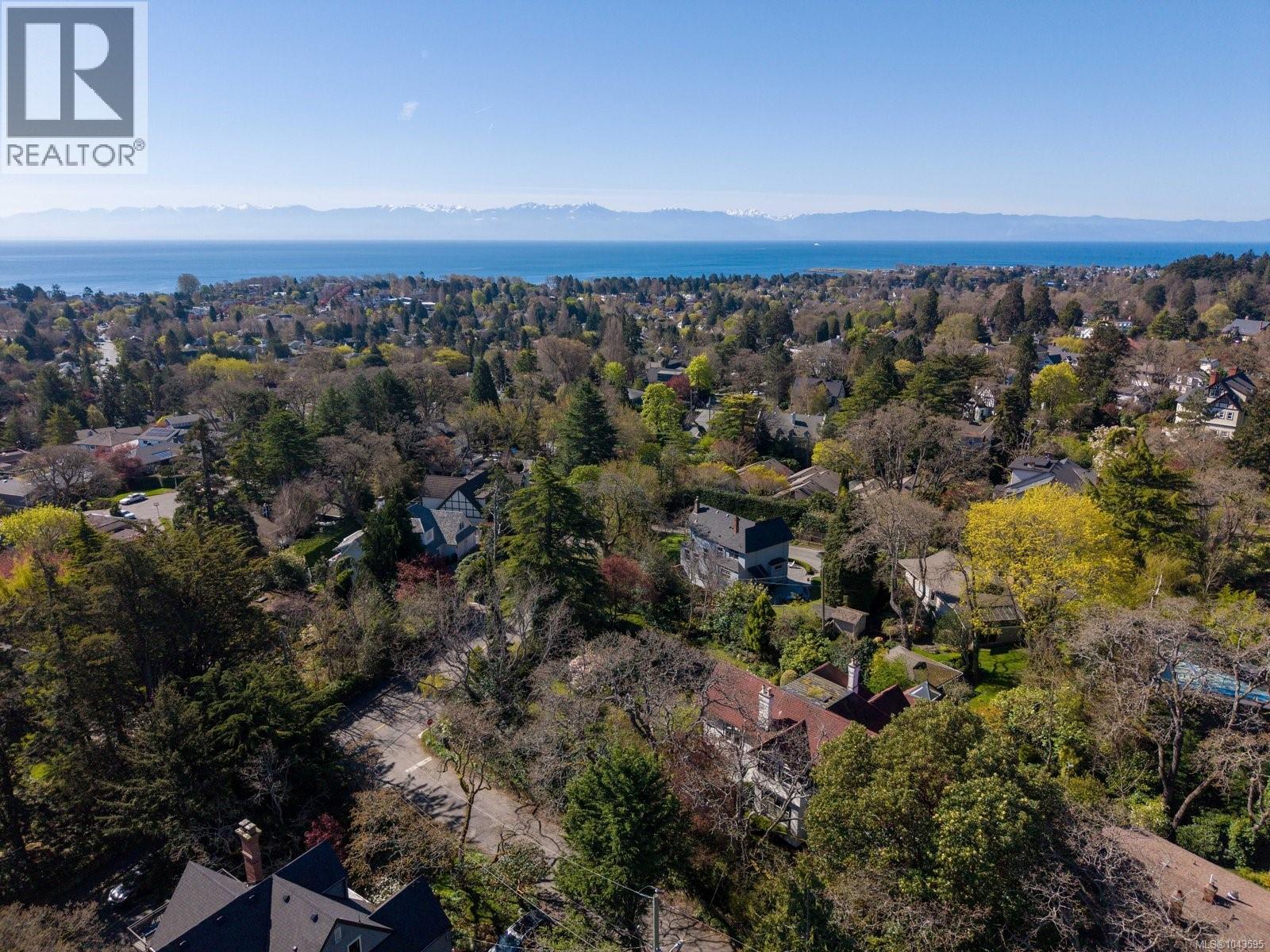 1648 Rockland Ave - 48