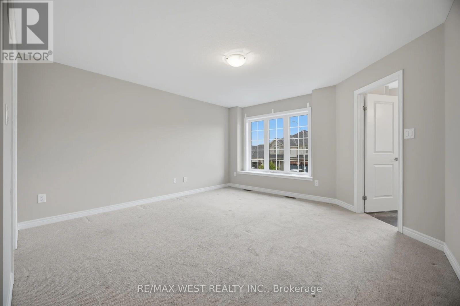 137 ECHOVALLEY DRIVE - 21