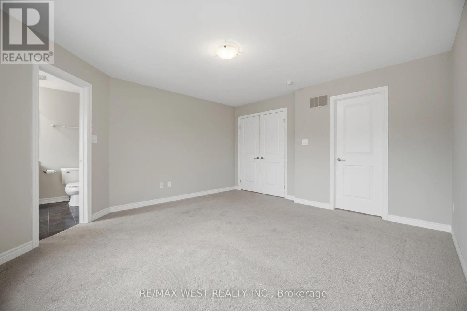 137 ECHOVALLEY DRIVE - 23