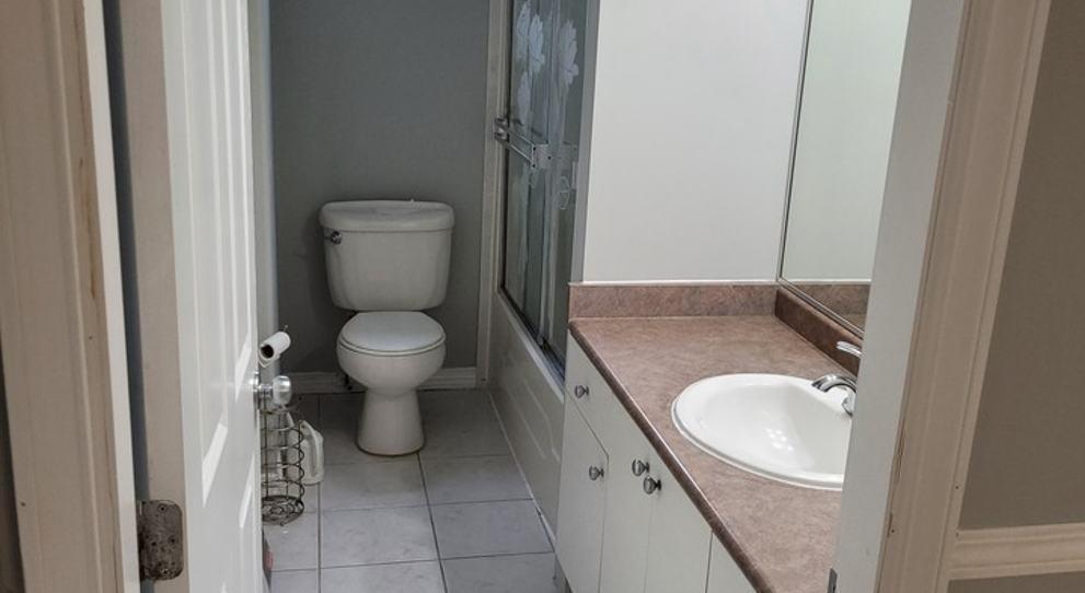 2 Bed, 1 Bath House for Rent in Surrey – 17105 GREENWAY DRIVE, Surrey – MLS# R3148768 - Image 13