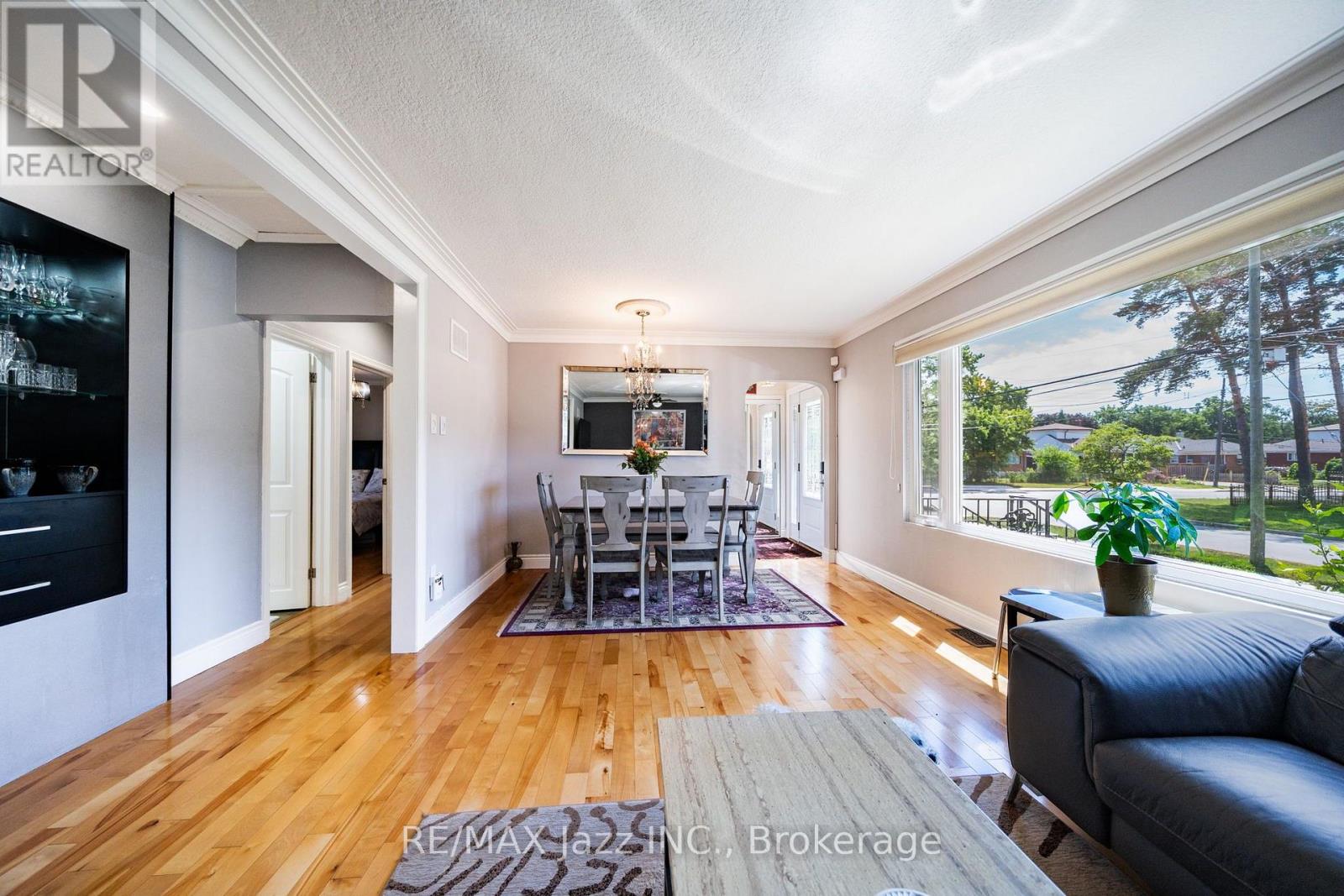 12 WARNSWORTH STREET - 24