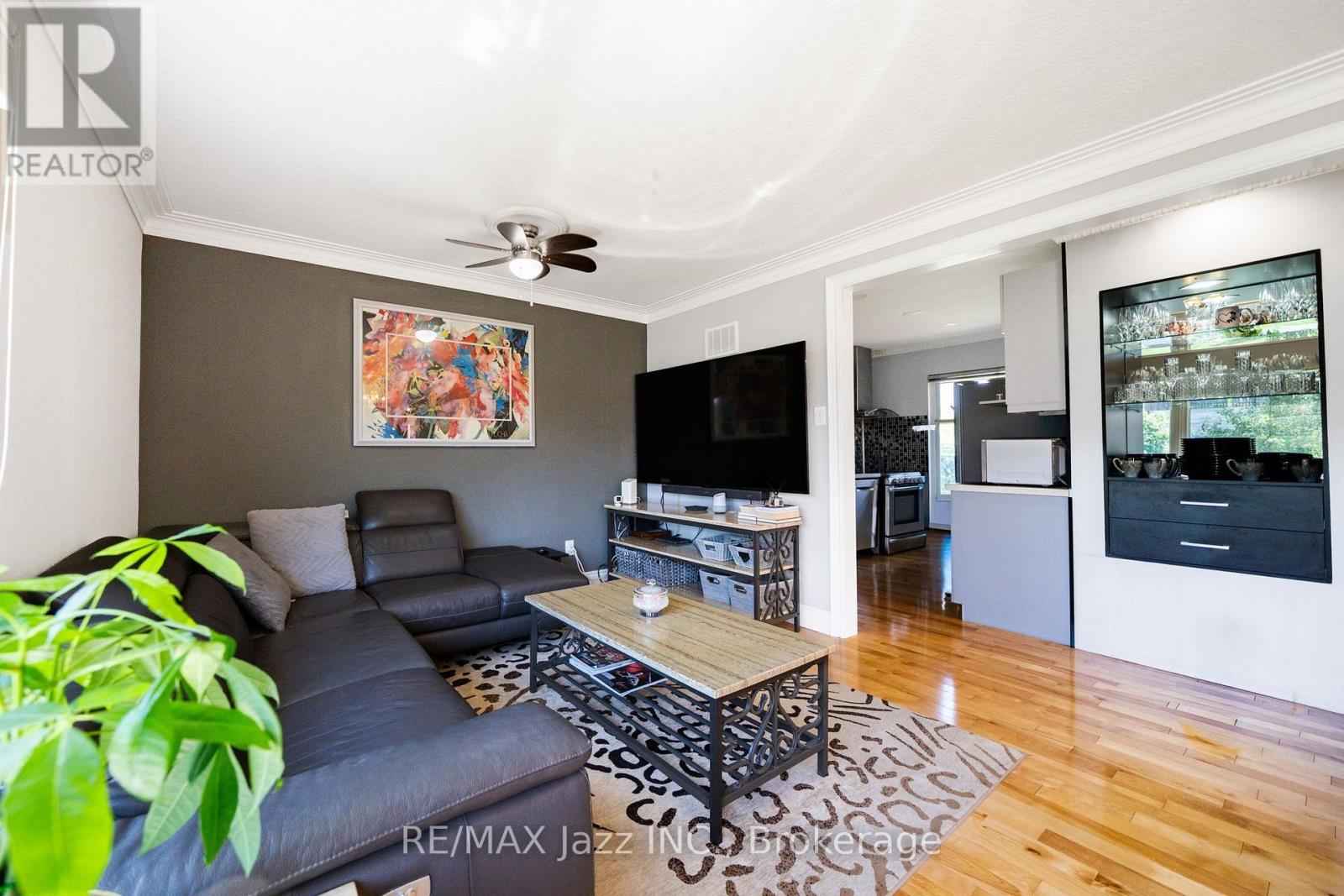 12 WARNSWORTH STREET - 26