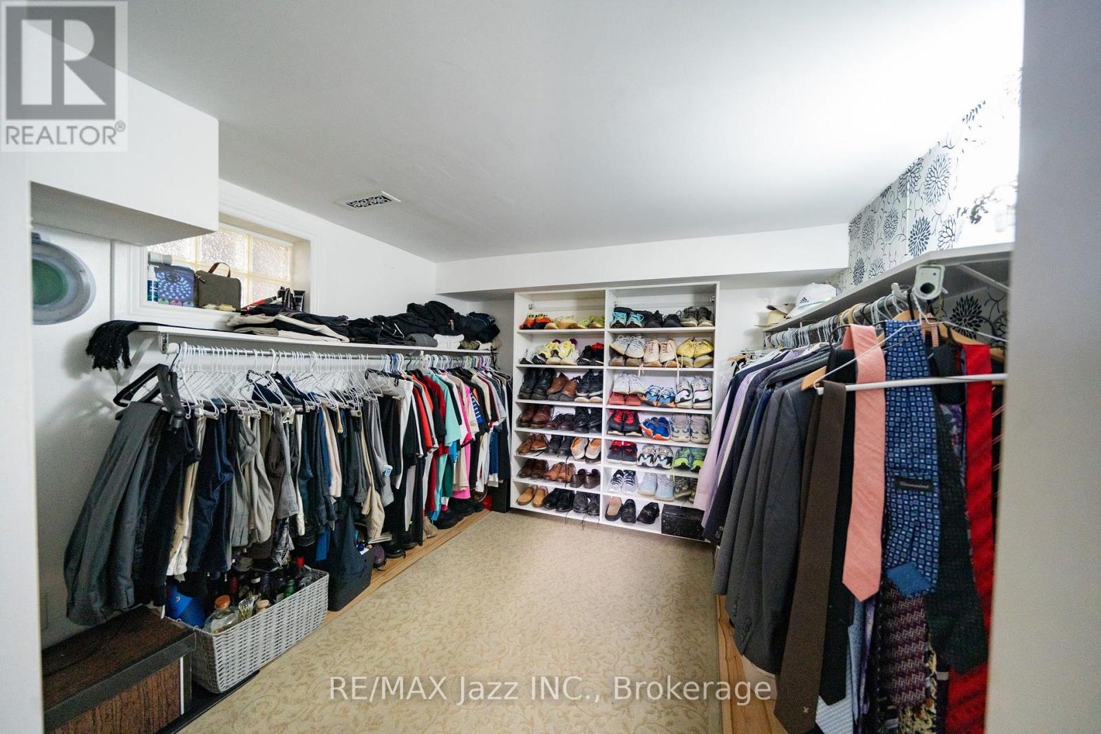 12 WARNSWORTH STREET - 45