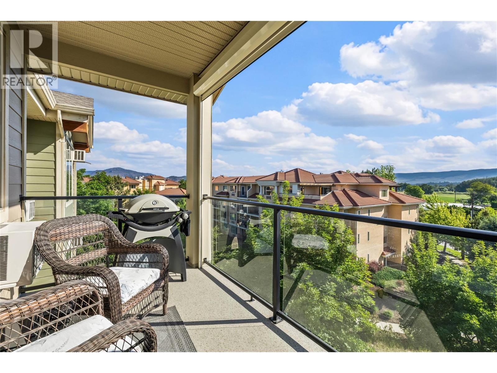 #410 3735 Casorso Road - 11