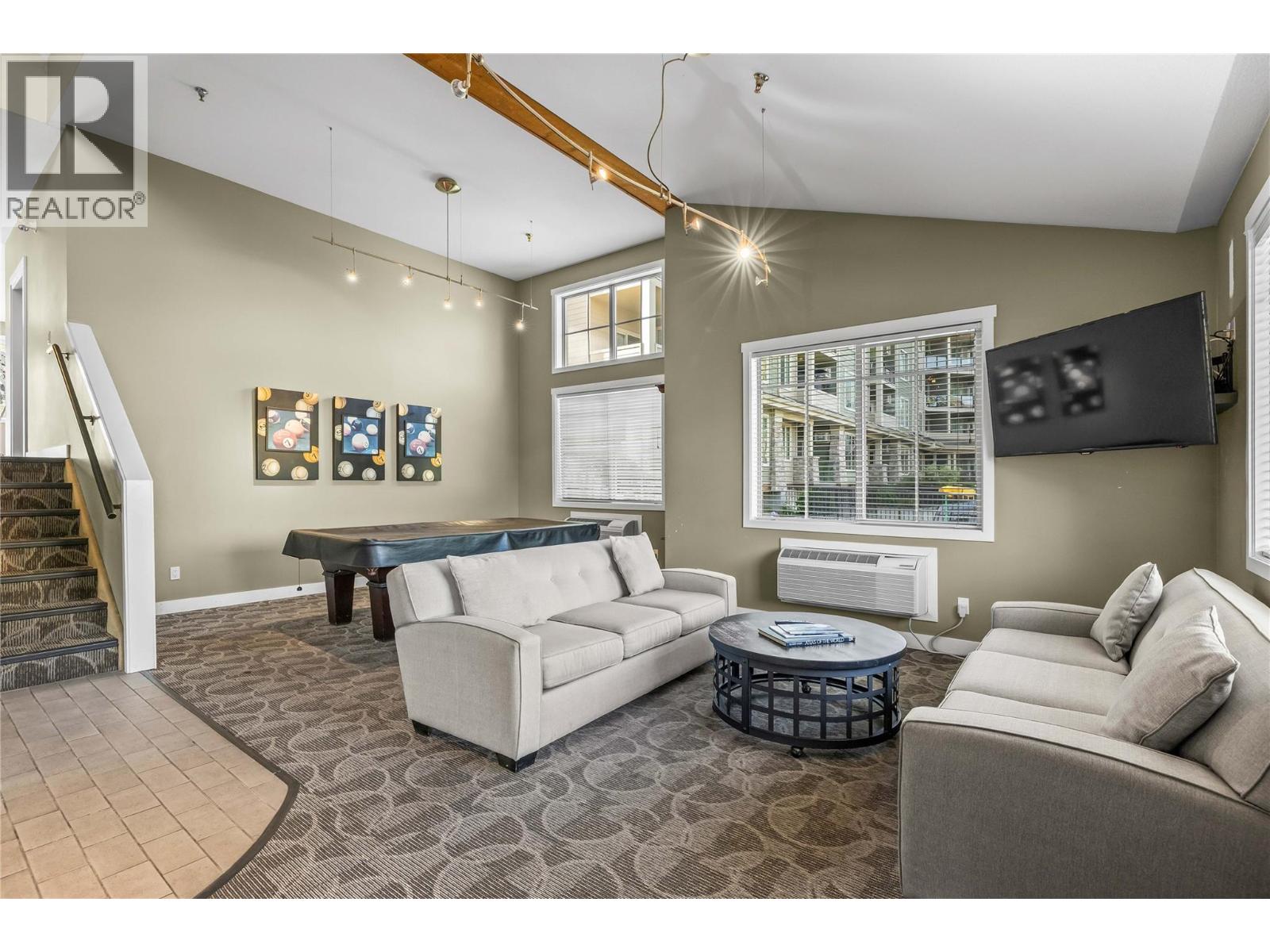 #410 3735 Casorso Road - 34