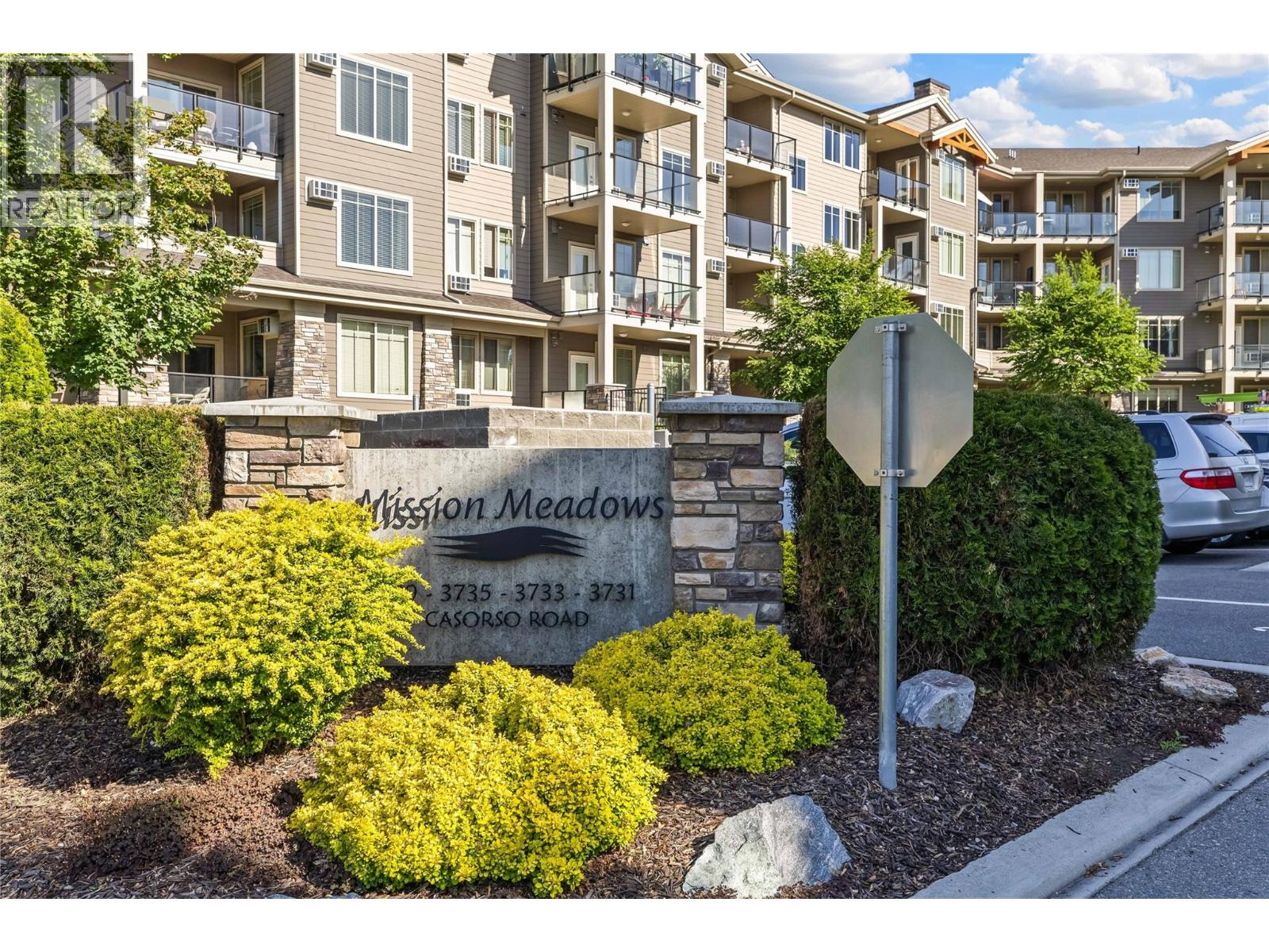 #410 3735 Casorso Road - 37