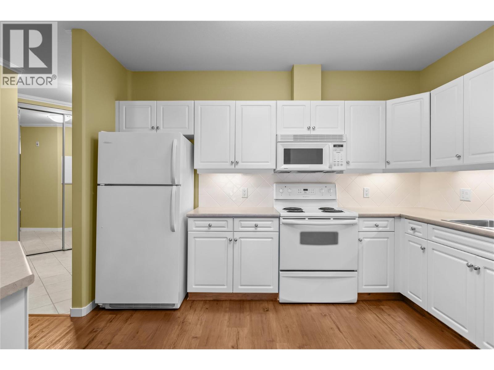 #404 303 Whitman Road - 15
