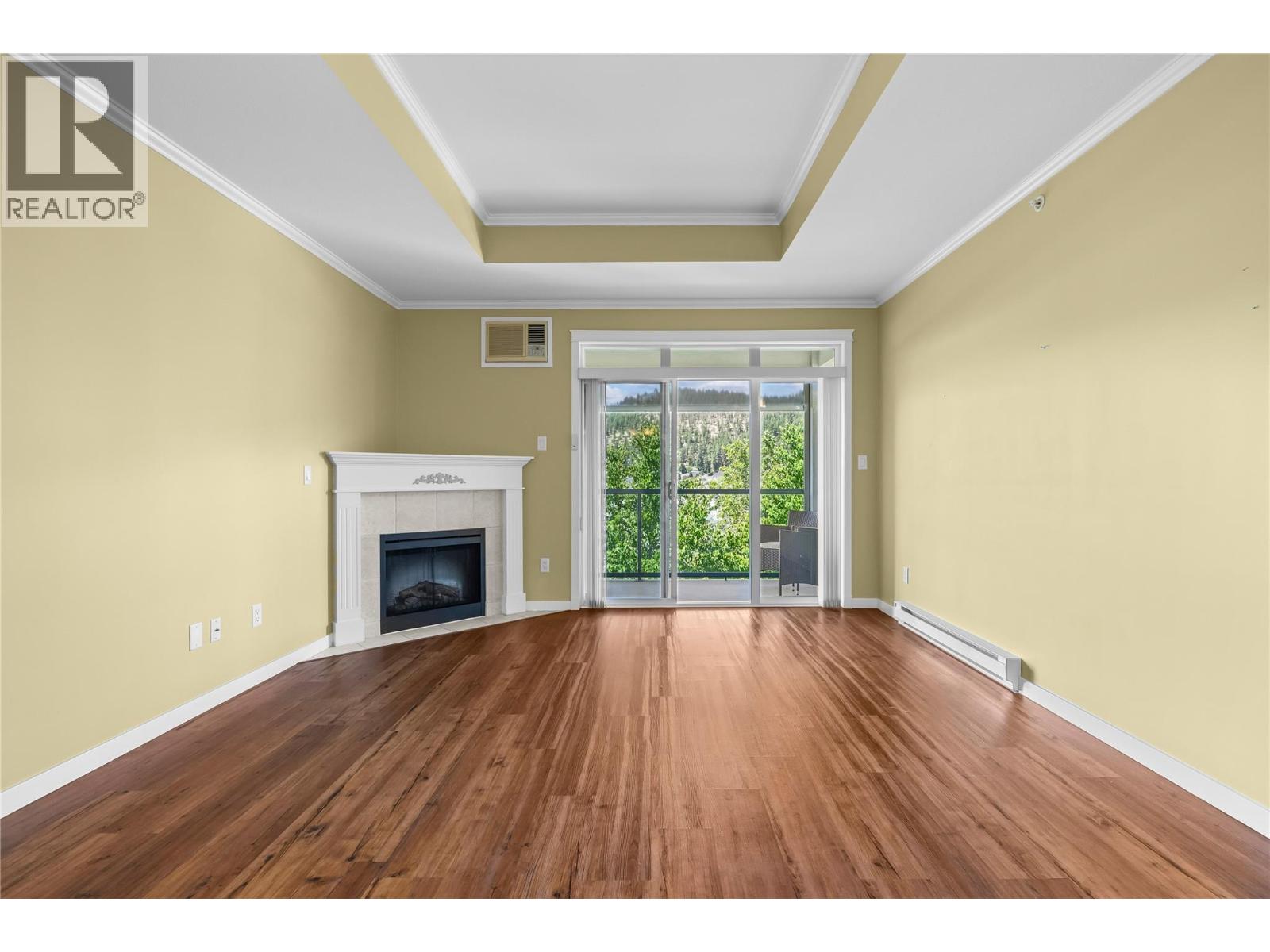 #404 303 Whitman Road - 6