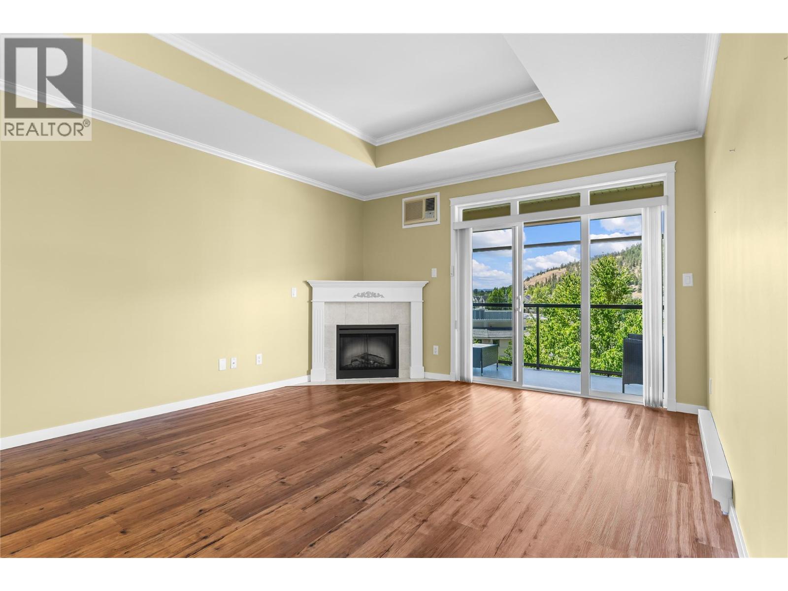 #404 303 Whitman Road - 9