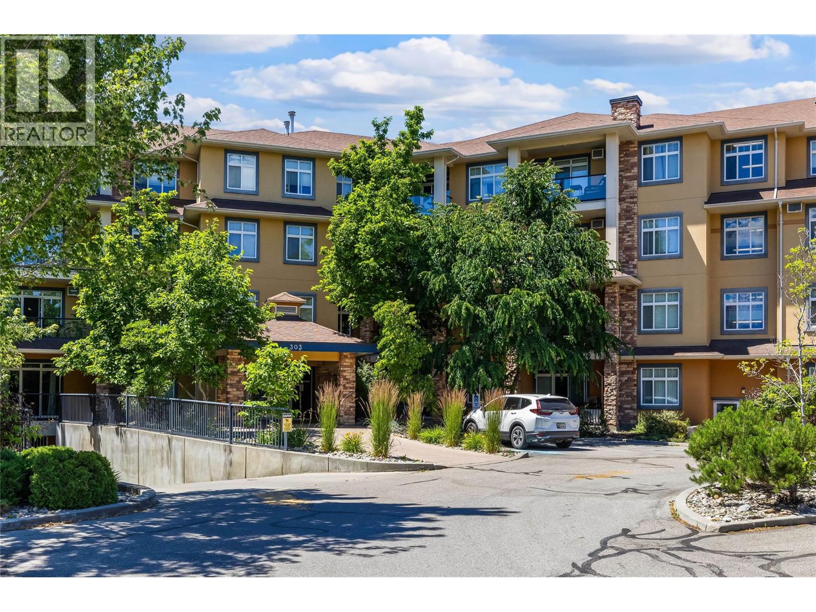 #404 303 Whitman Road - 51