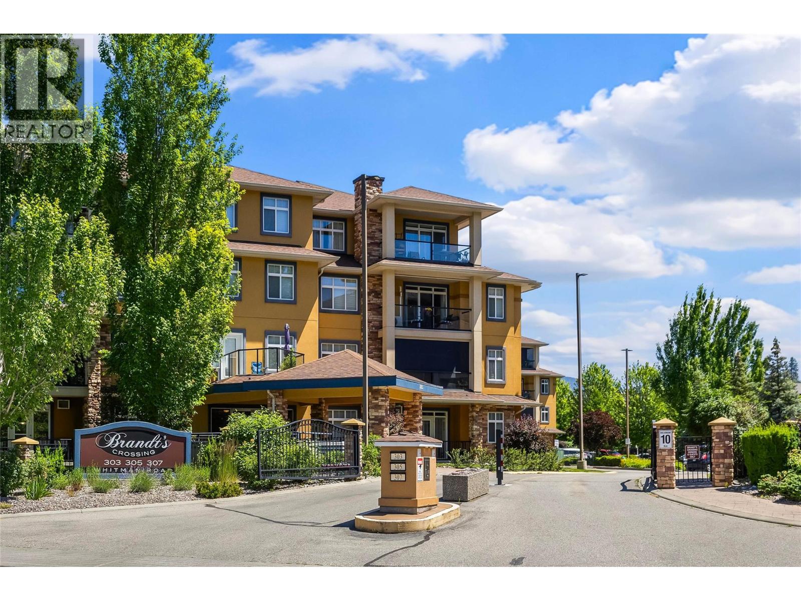 #404 303 Whitman Road - 1