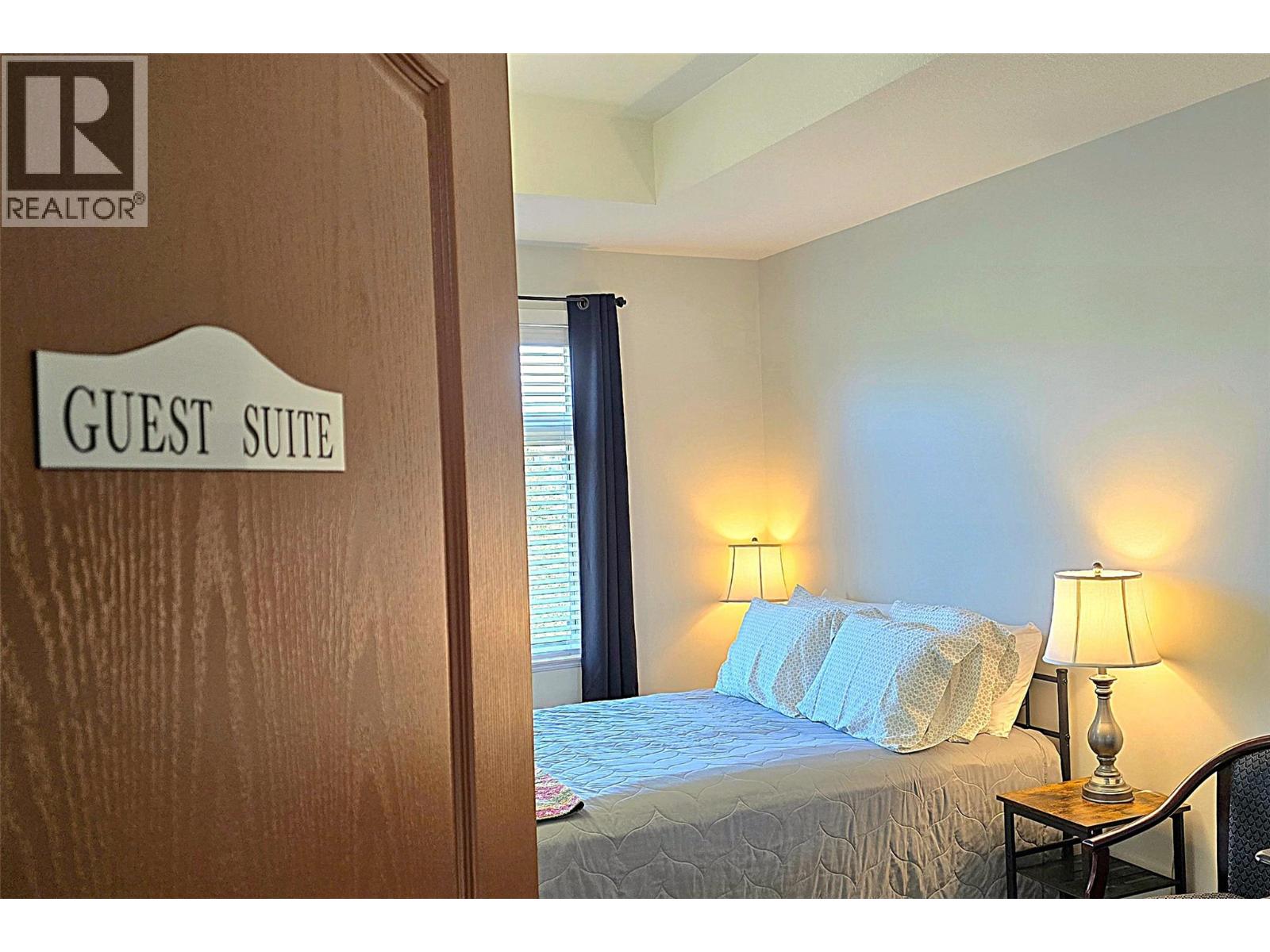 #404 303 Whitman Road - 43