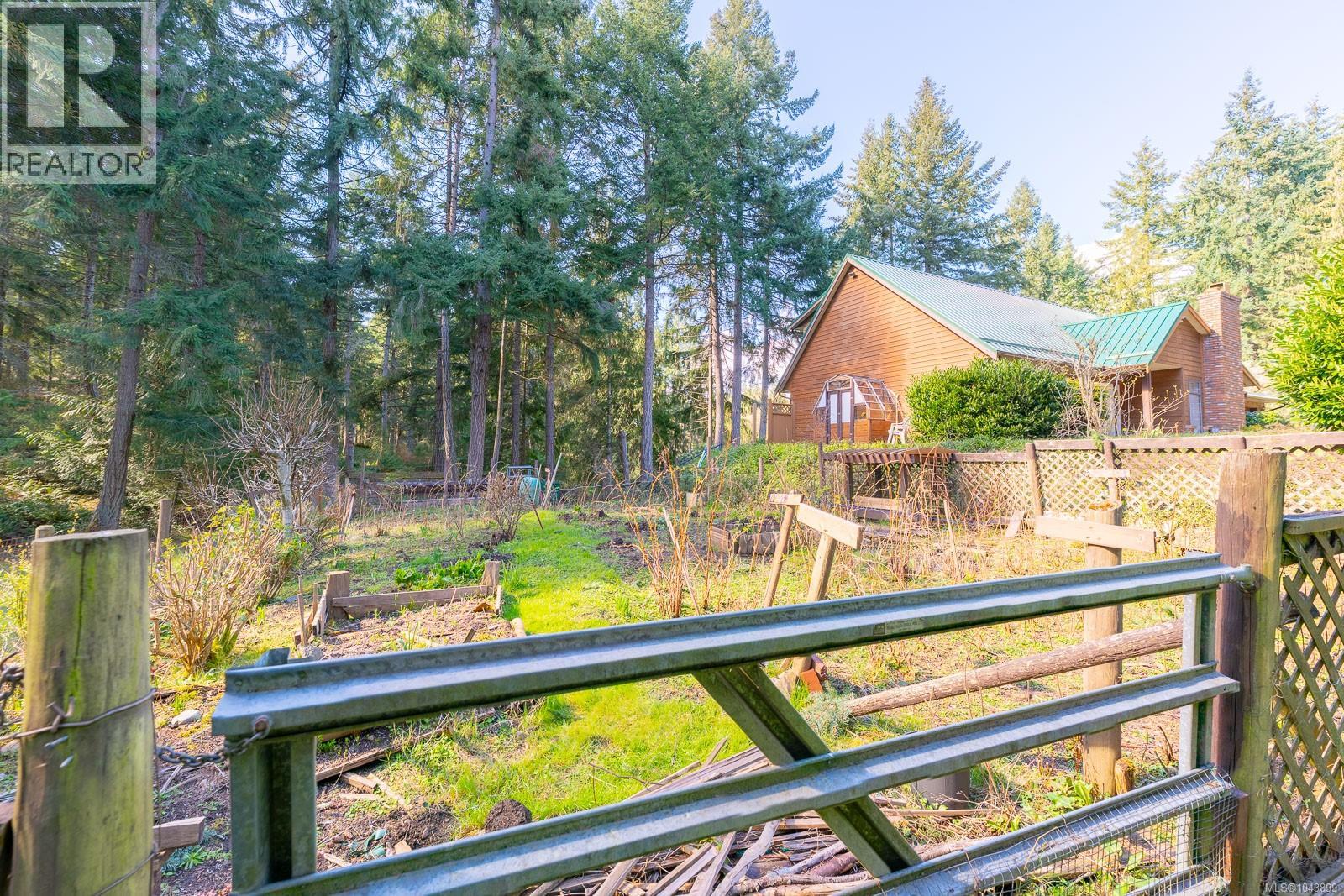 3035 Wild Rose Blvd - 44