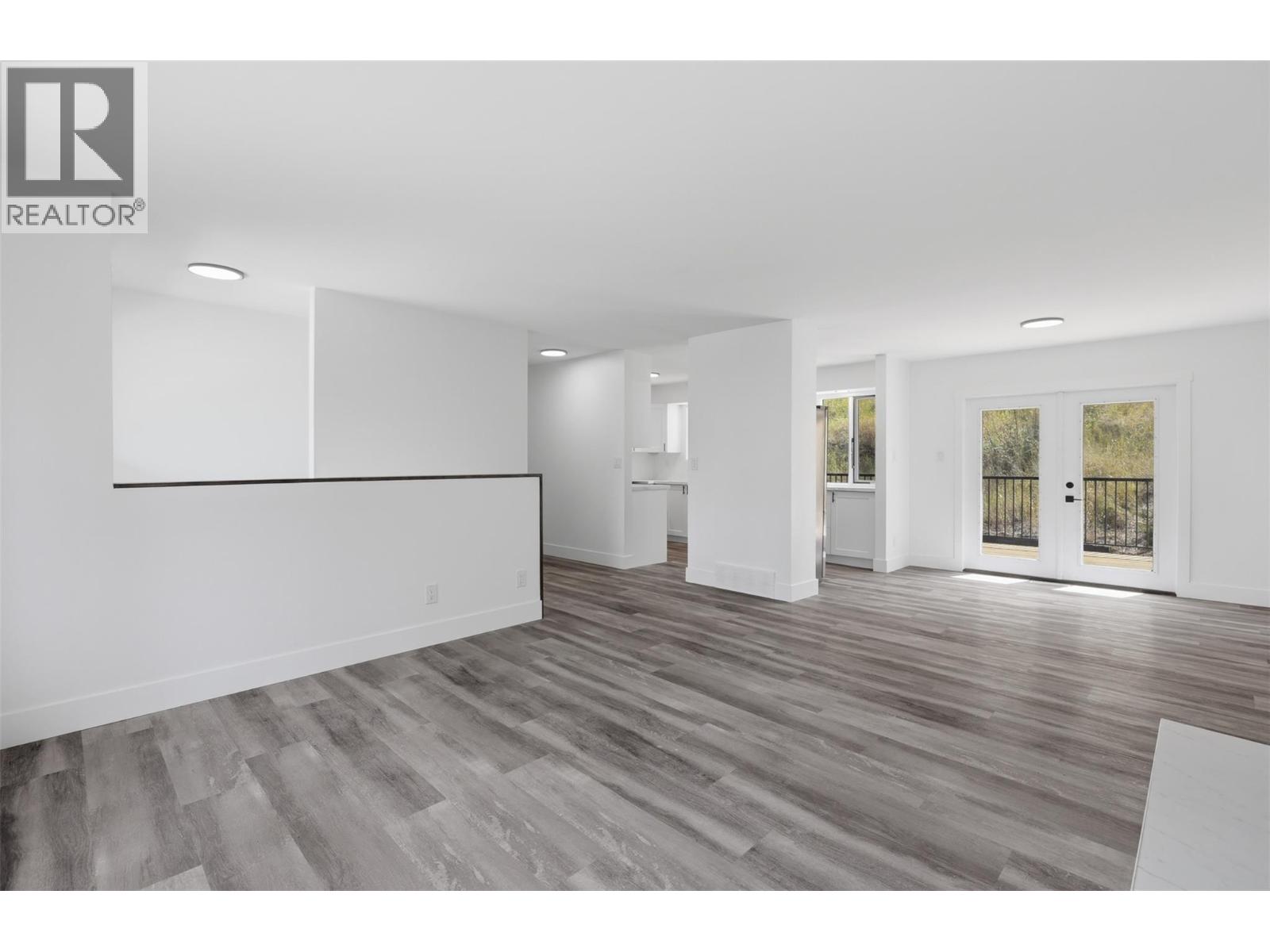 357 MACADAM Road - 13