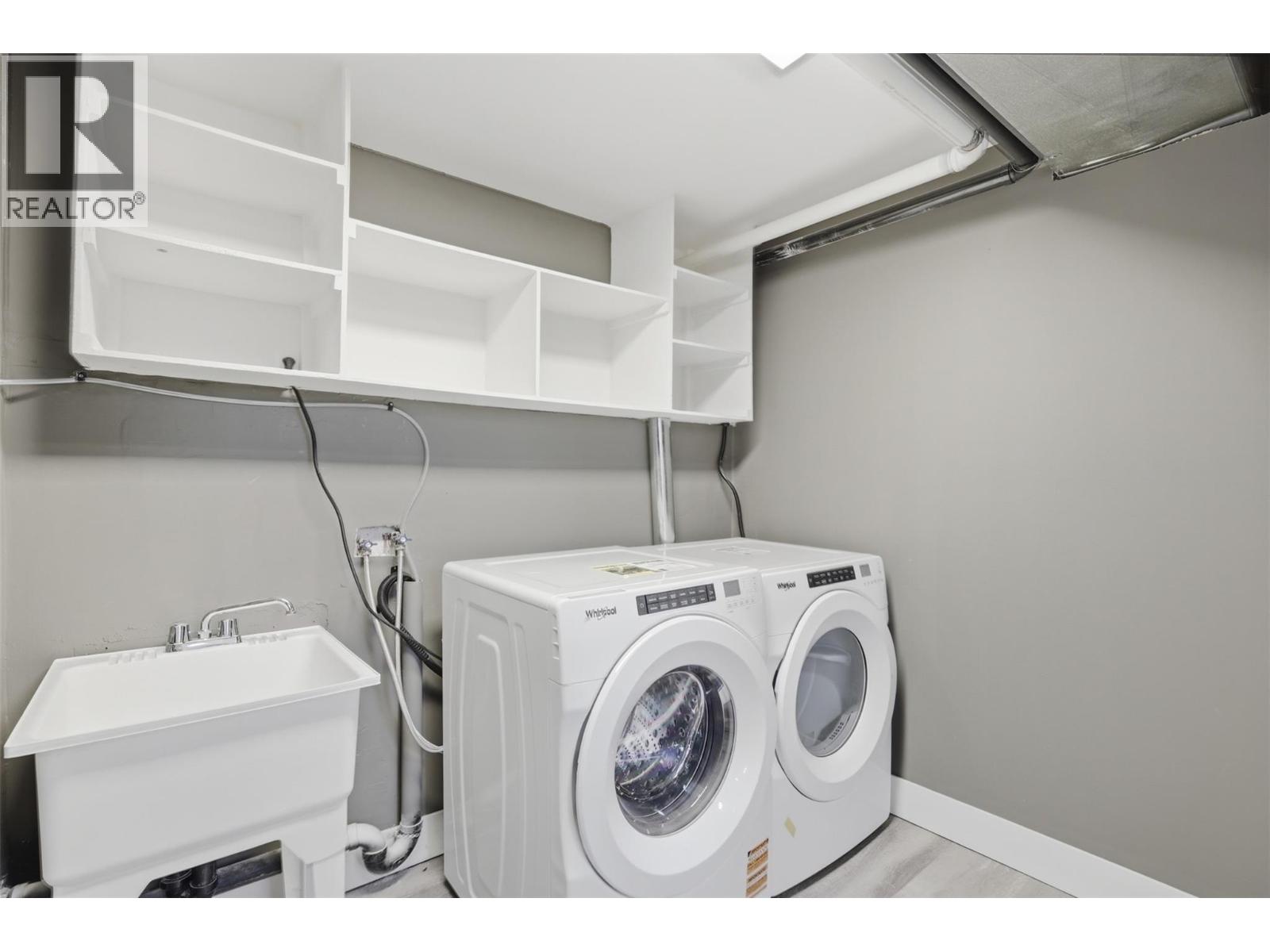 357 MACADAM Road - 41