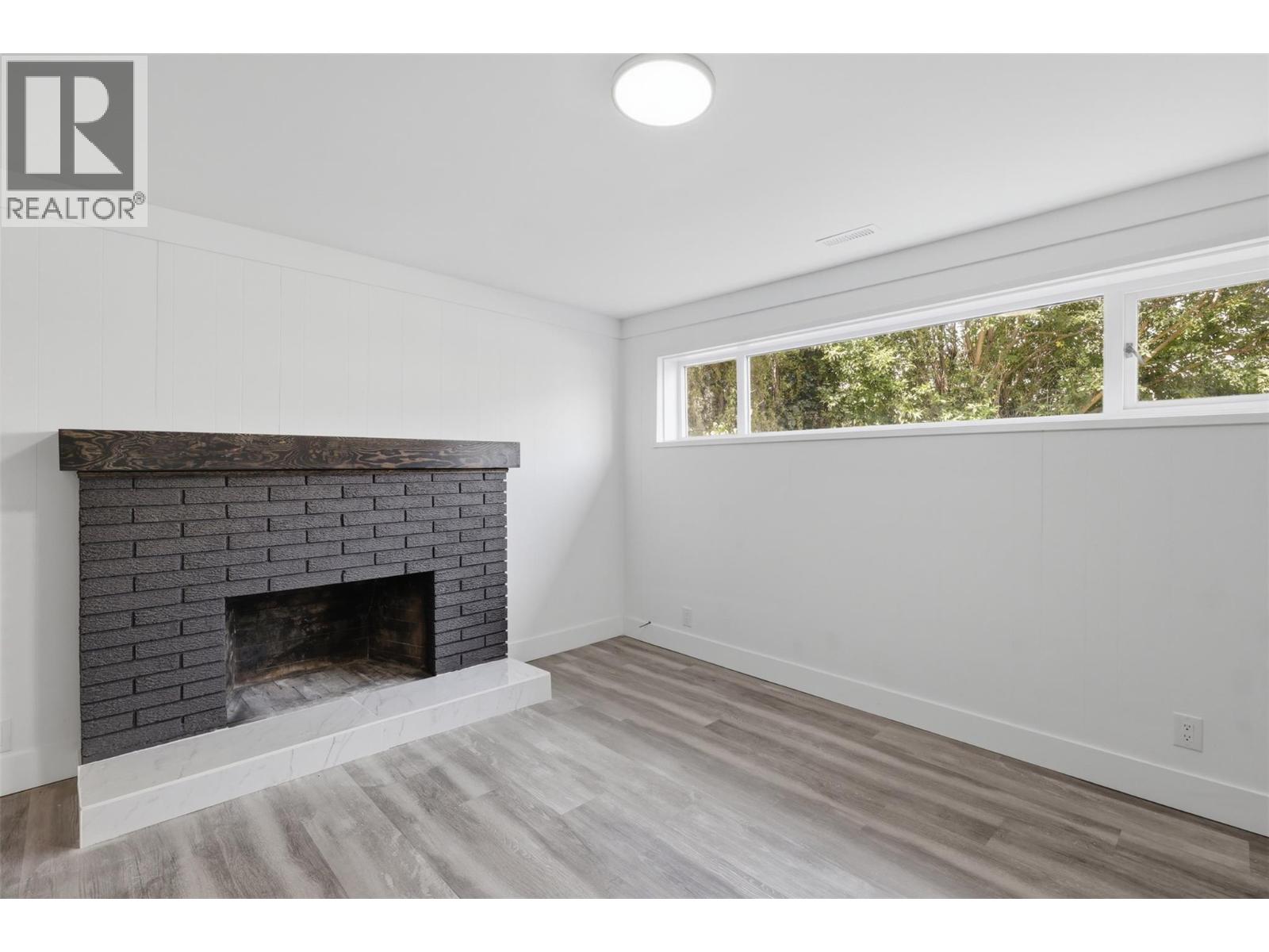 357 MACADAM Road - 34
