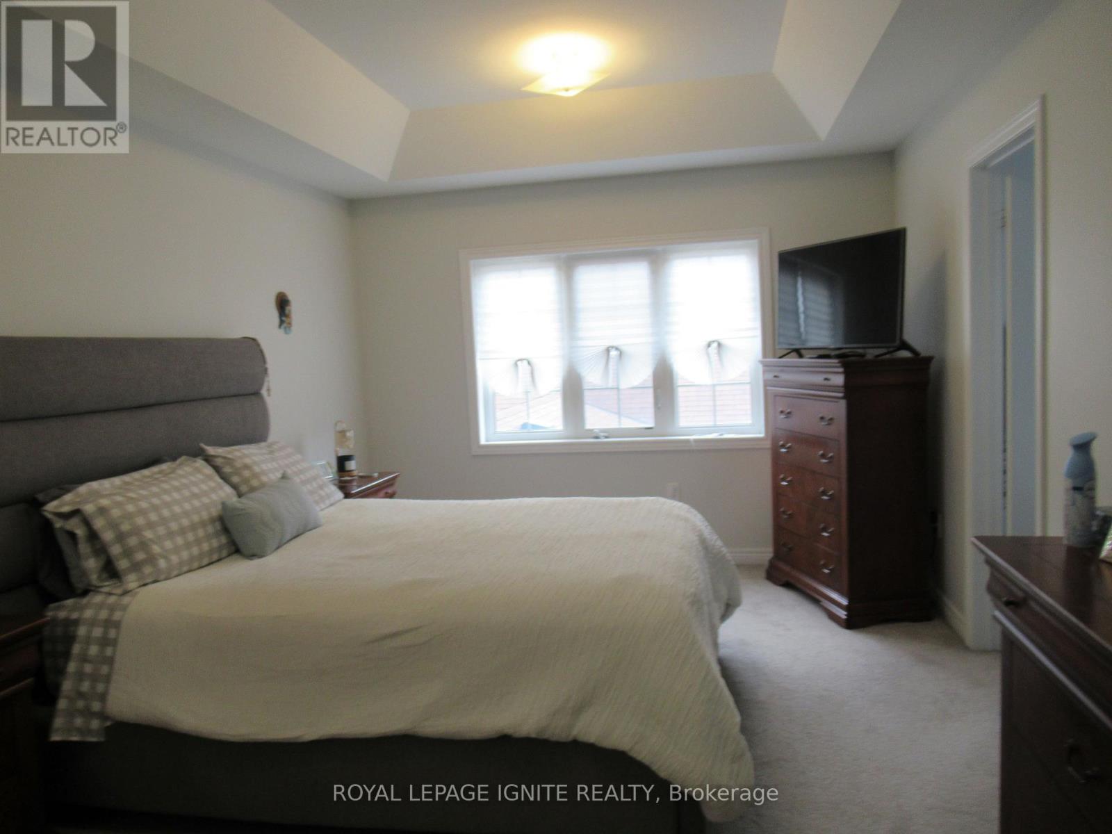 209 BARONS STREET - 13