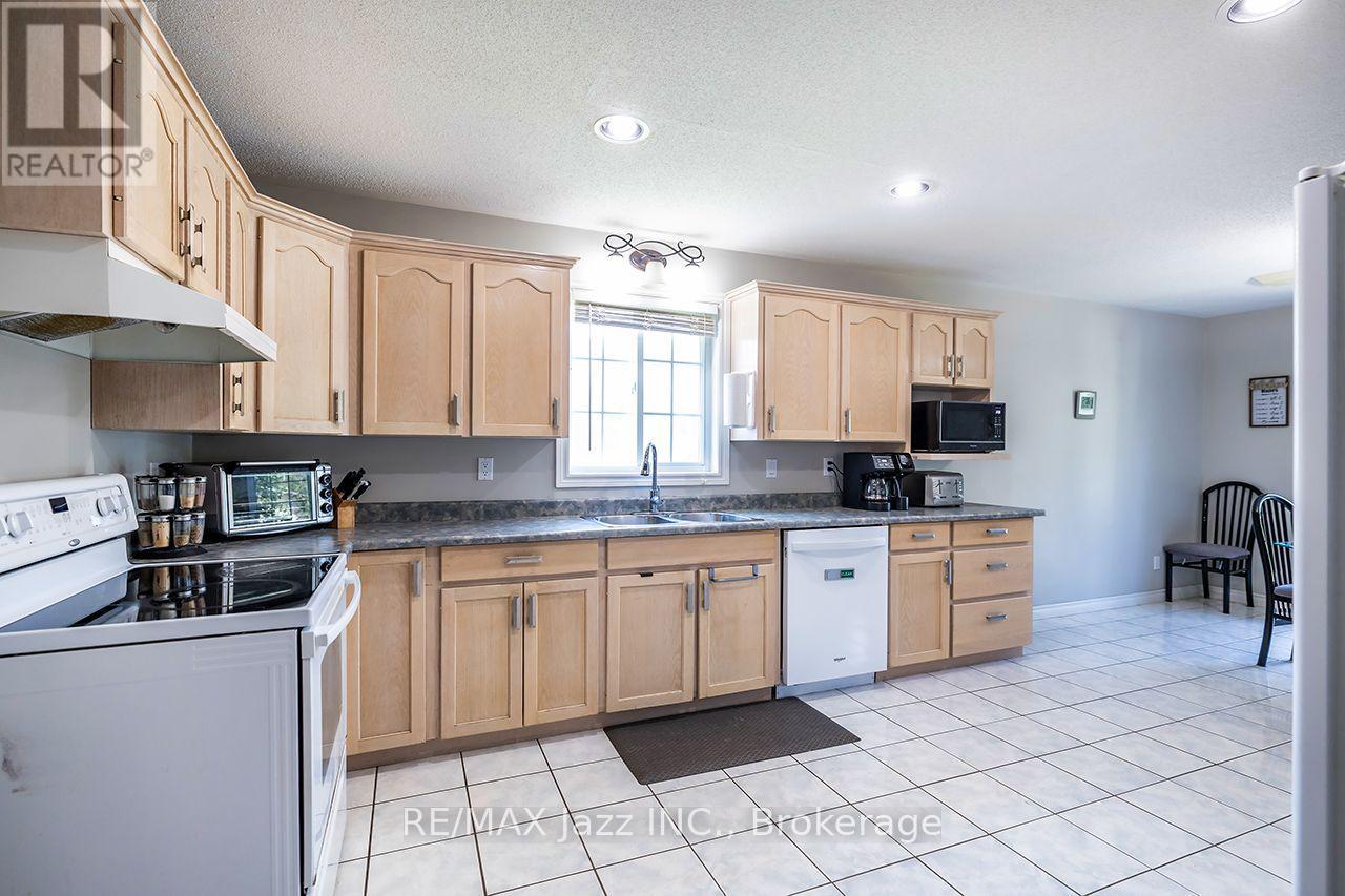 26 GLENN DRIVE - Image 3