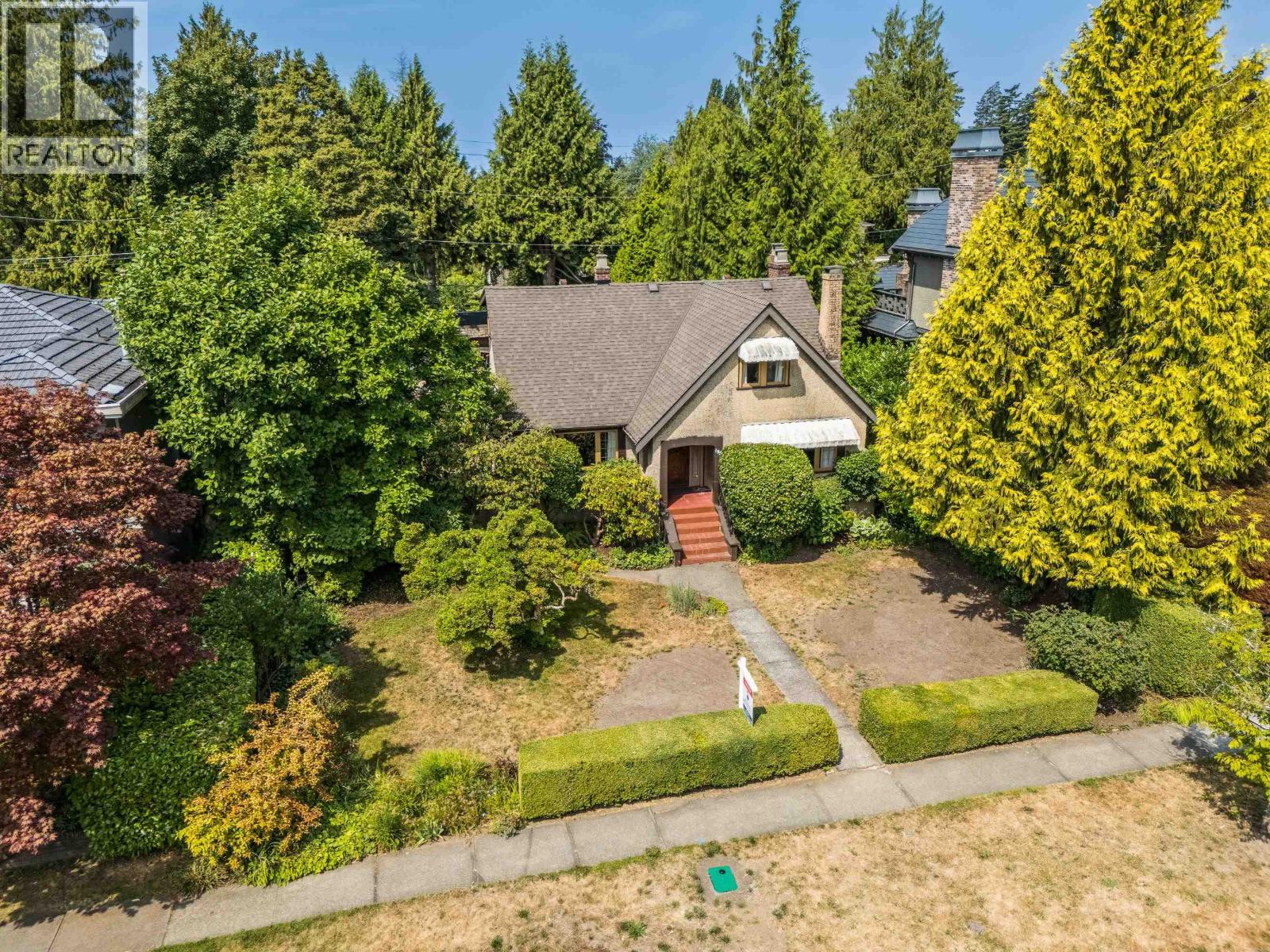 3 Bed, 2 Bath House for Sale in Vancouver – 6857 LABURNUM STREET, Vancouver – MLS# R3148727 - Image 33