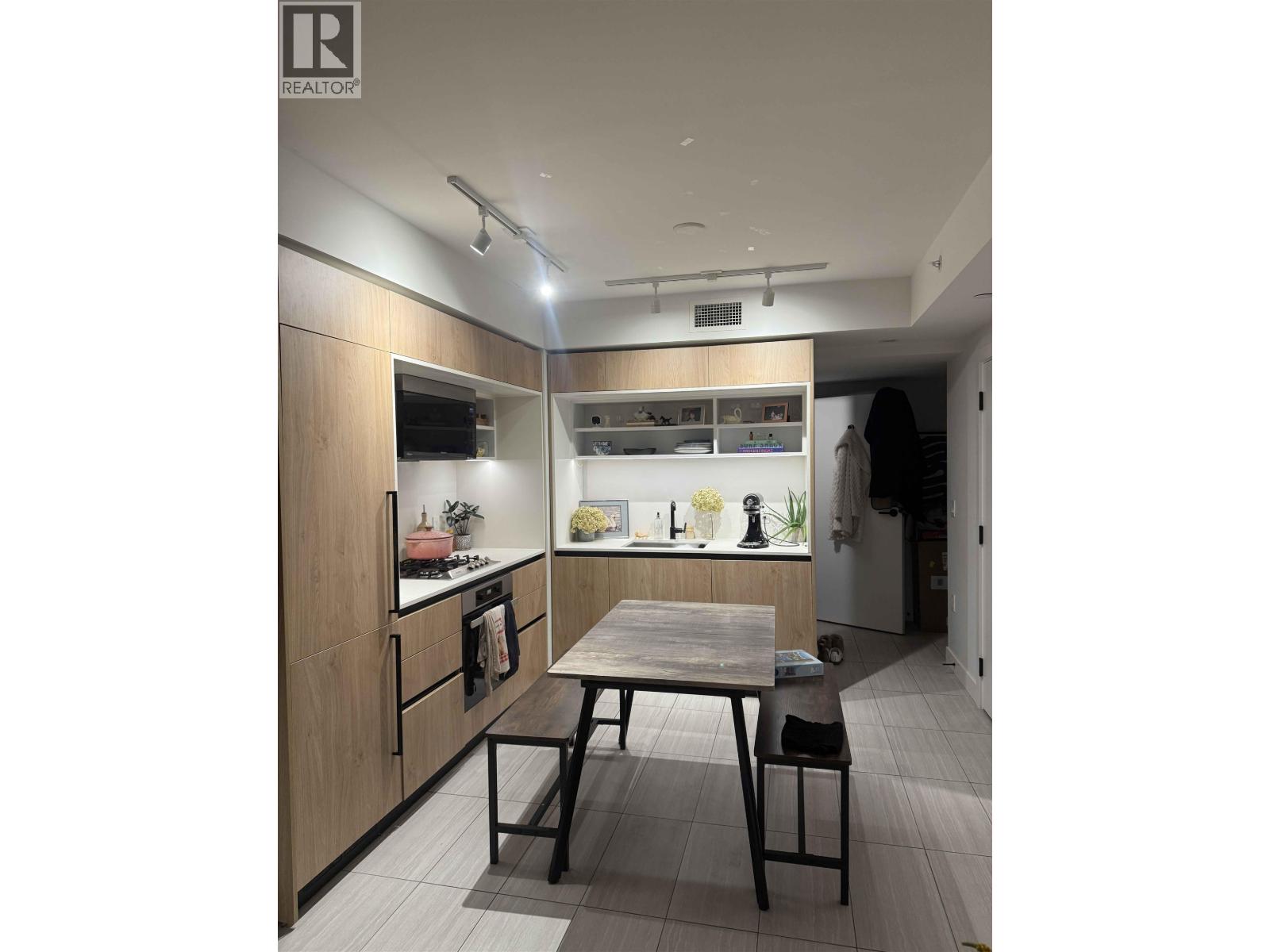 1 Bed, 1 Bath House for Rent in Vancouver – 1*** 5058 JOYCE STREET, Vancouver – MLS# R3148722 - Image 7