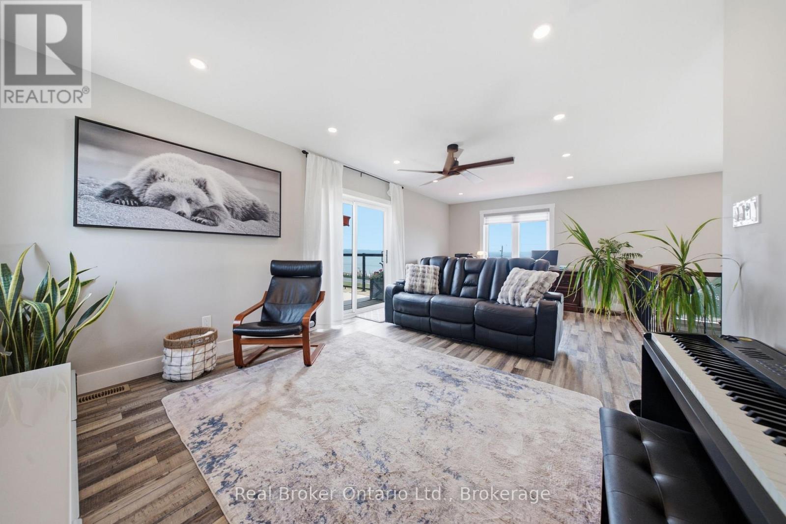 112 TAMARAC ROAD - Image 25
