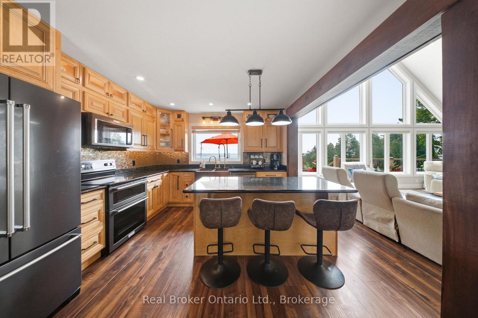 112 TAMARAC ROAD - Image 9