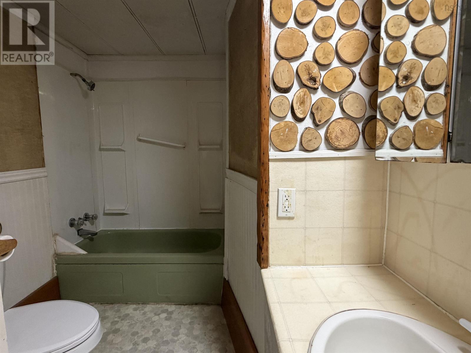 3561 Gairloch Road - 30