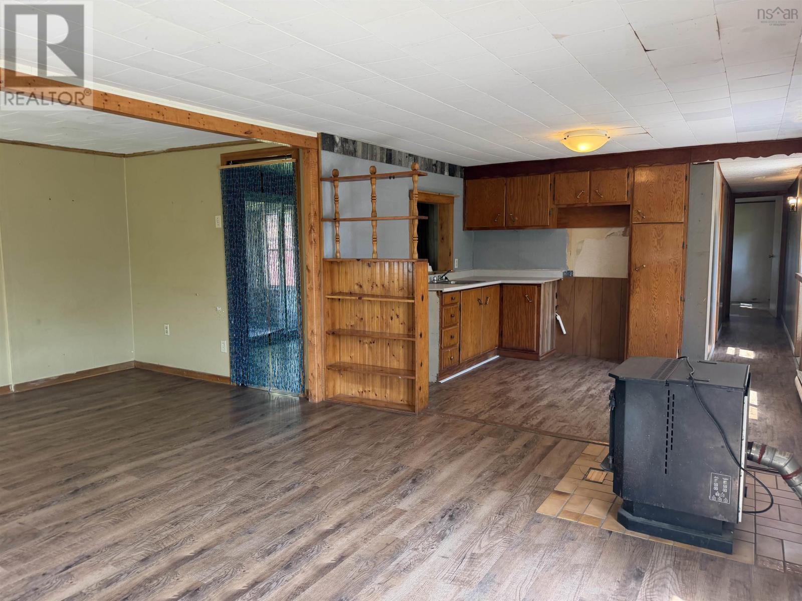 3561 Gairloch Road - 15