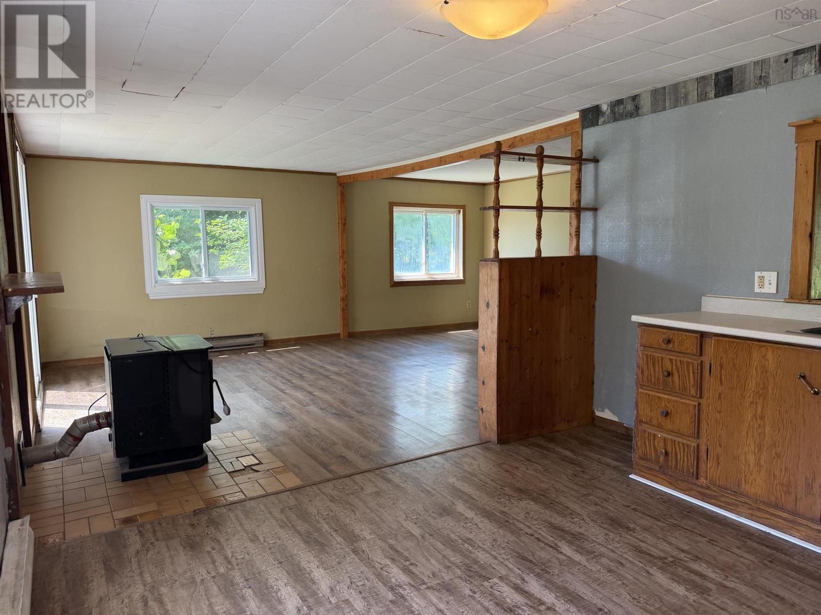 3561 Gairloch Road - 17
