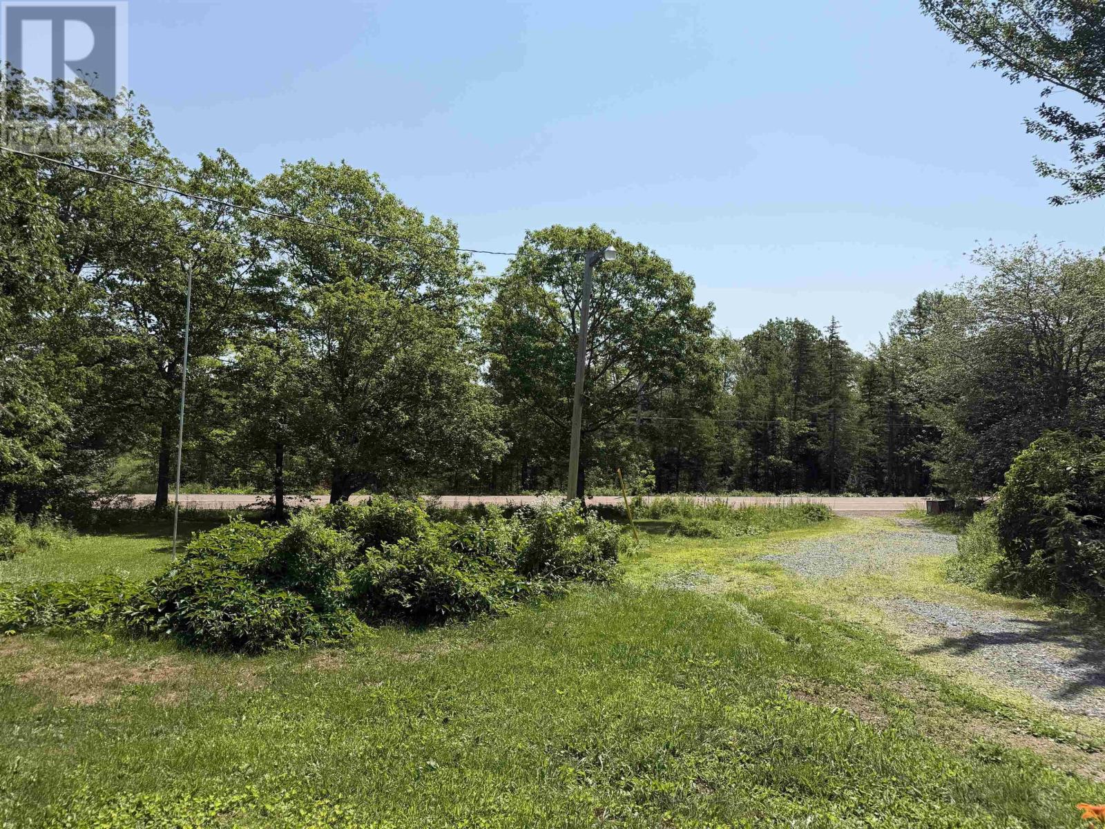 3561 Gairloch Road - 44