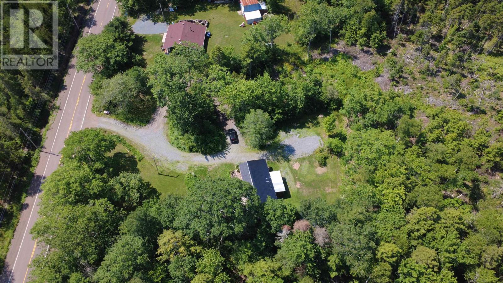 3561 Gairloch Road - 9