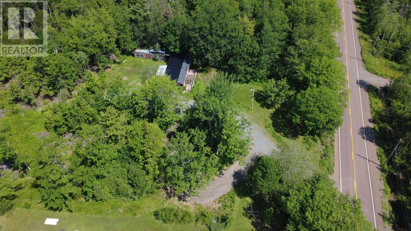 3561 Gairloch Road - 39
