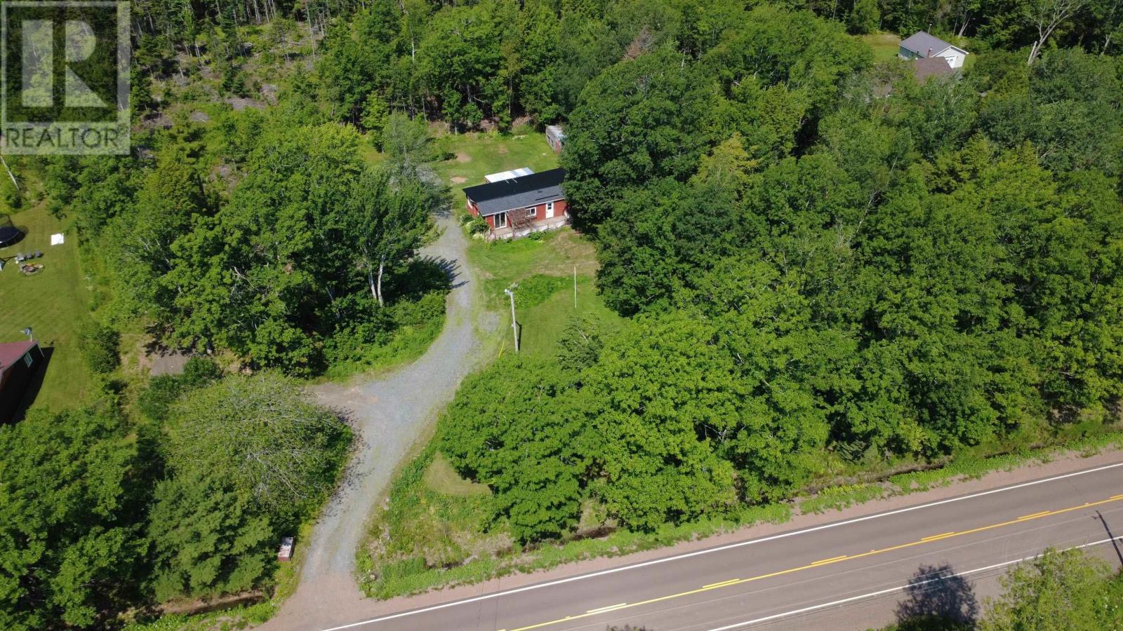 3561 Gairloch Road - 8