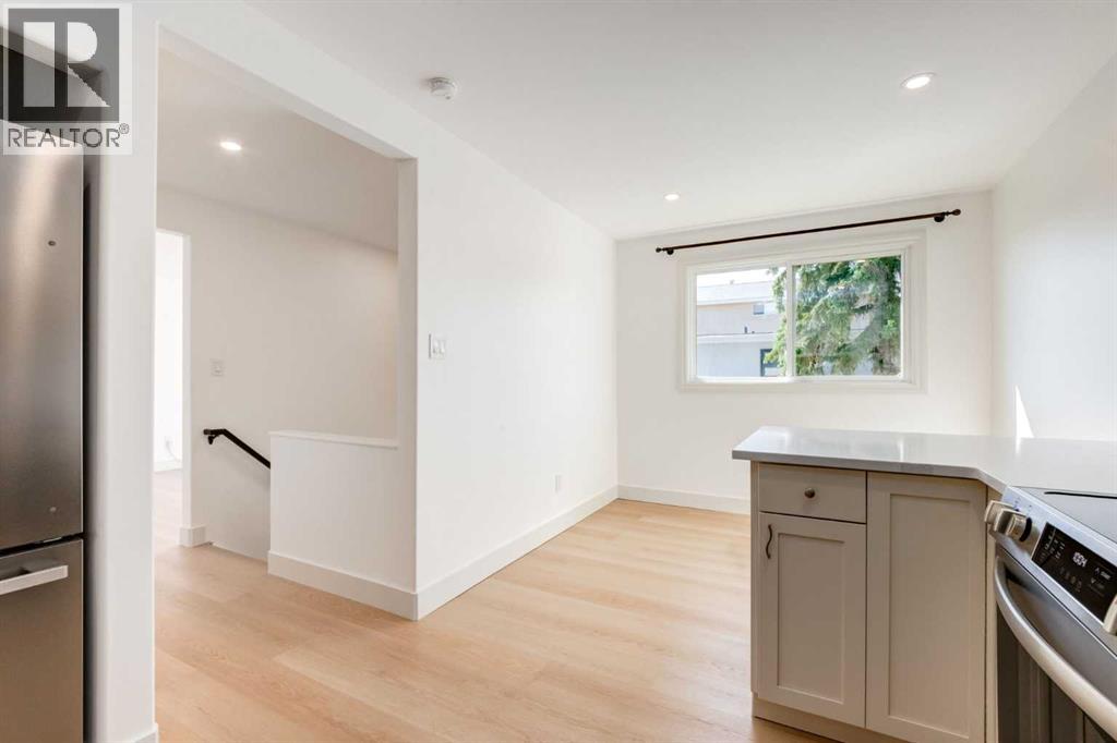 4503 75 Street NW - 11