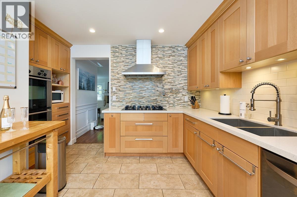 4 Bed, 2 Bath Apartment for Sale in Richmond – 109 3031 WILLIAMS ROAD, Richmond – MLS# R3148356 - Image 2