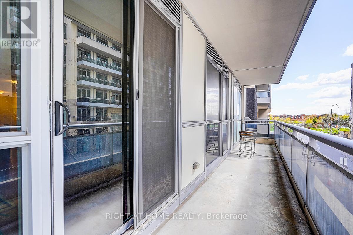 #205 9201 YONGE STREET - 16